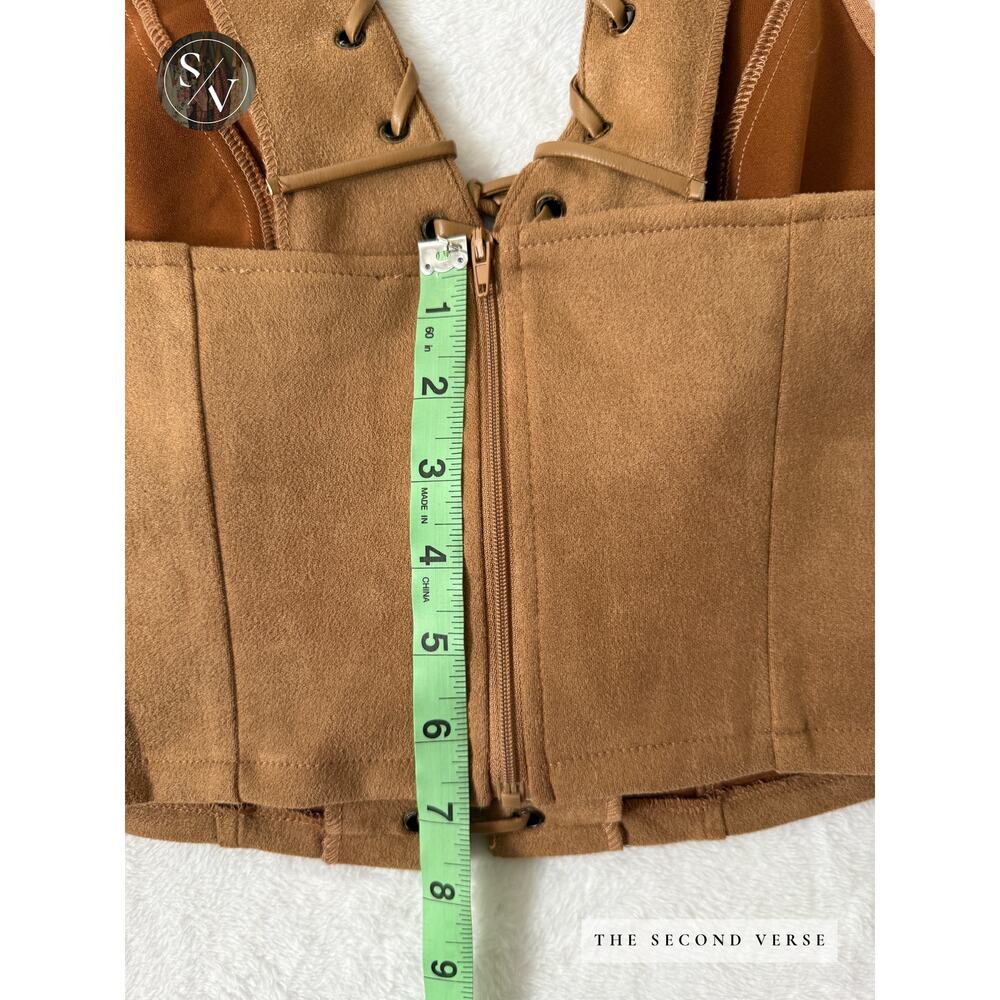 NWT Faux Suede Tan Halter Top W/ Lace Up Detail Festival Size Medium - Picture 5 of 9